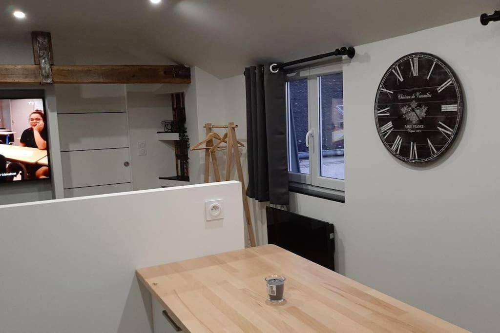 Studio Chaleureux En Hyper Centre Charleville-Mezieres Exterior photo